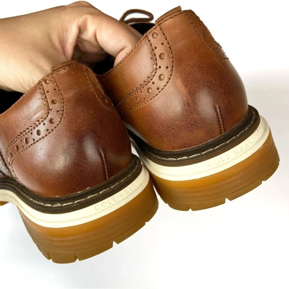 COLE HAAN Tahoe Featherfeel Wingtip Oxford Brown 10.5 Mens Classic Work Comfort